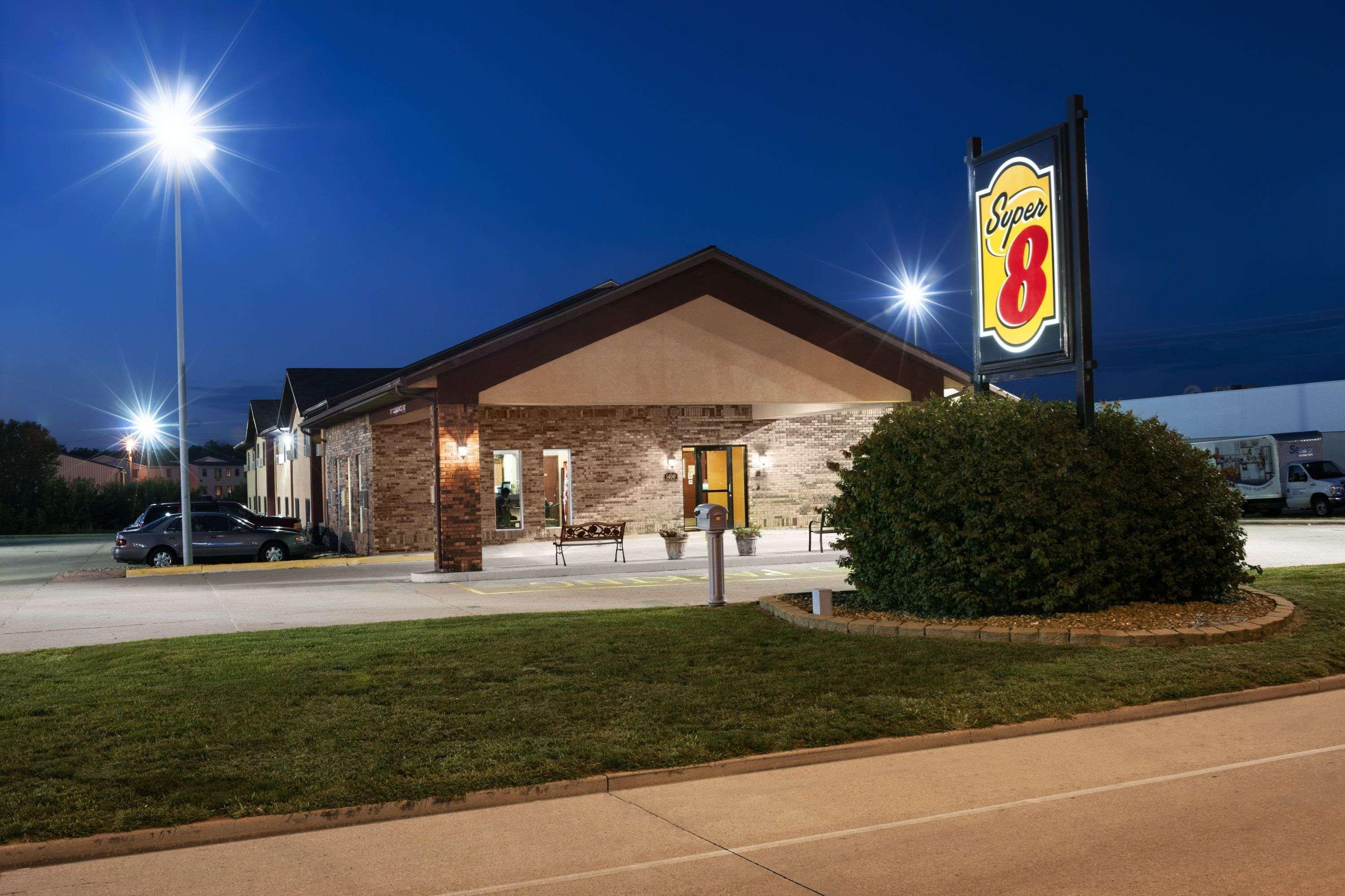 Motel Super 8 By Wyndham Effingham Exterior foto